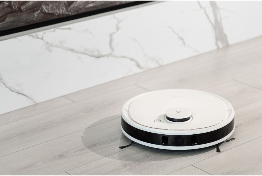 deebot x1 omni Roboter Staubsauger Reinigung Laminatboden